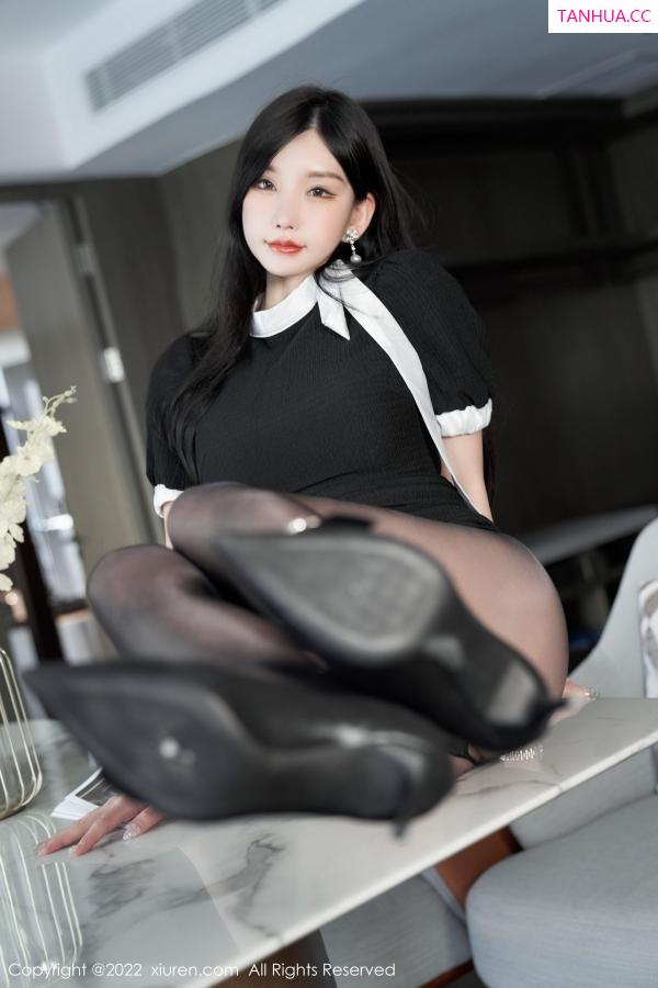 周于希dummy  [XiuRen]高清写真图 2022.11.11 No.5848 周于希Sally 黑丝美臀第29张图片